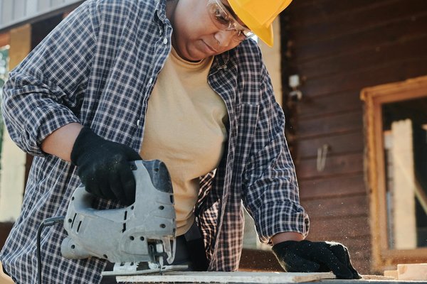 Gagnez de la place avec une table à rallonge : comment faire ?