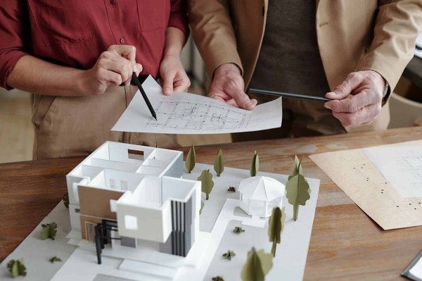 Plan de maison en bois : les informations techniques qui doivent y figurer