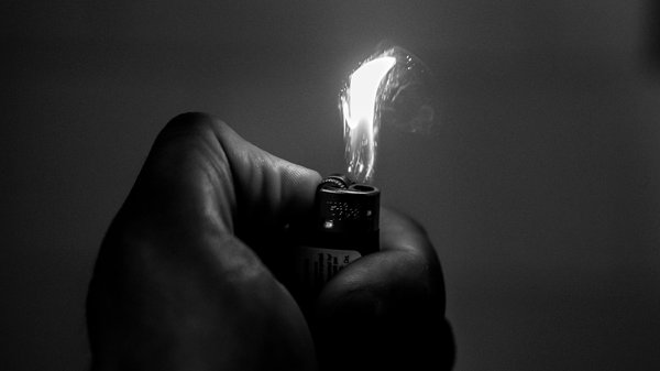 Explorez notre gamme de briquets tempête résistants et élégants